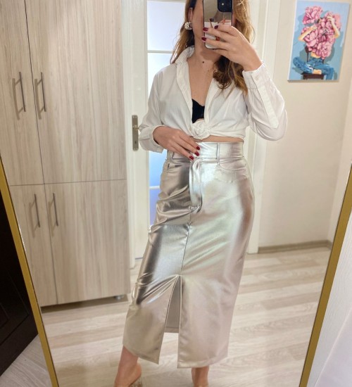 Parlak Önden Yırtmaçlı Kalem Etek