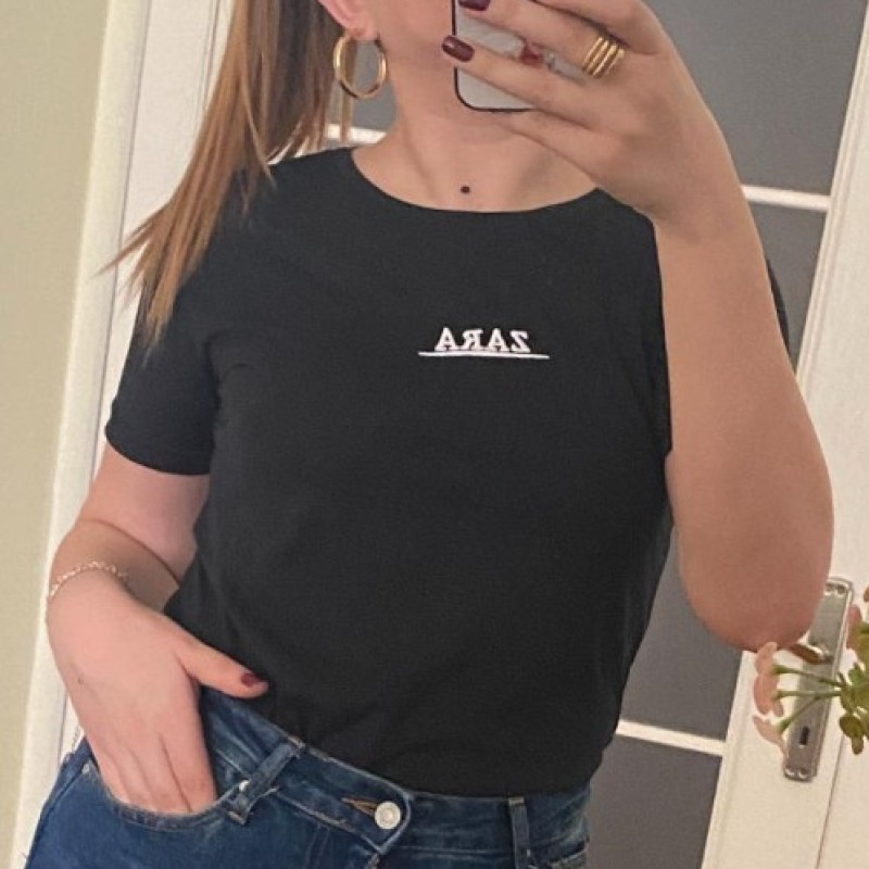 BİSİKLET YAKA ZARA YAZILI T-SHİRT- SİYAH