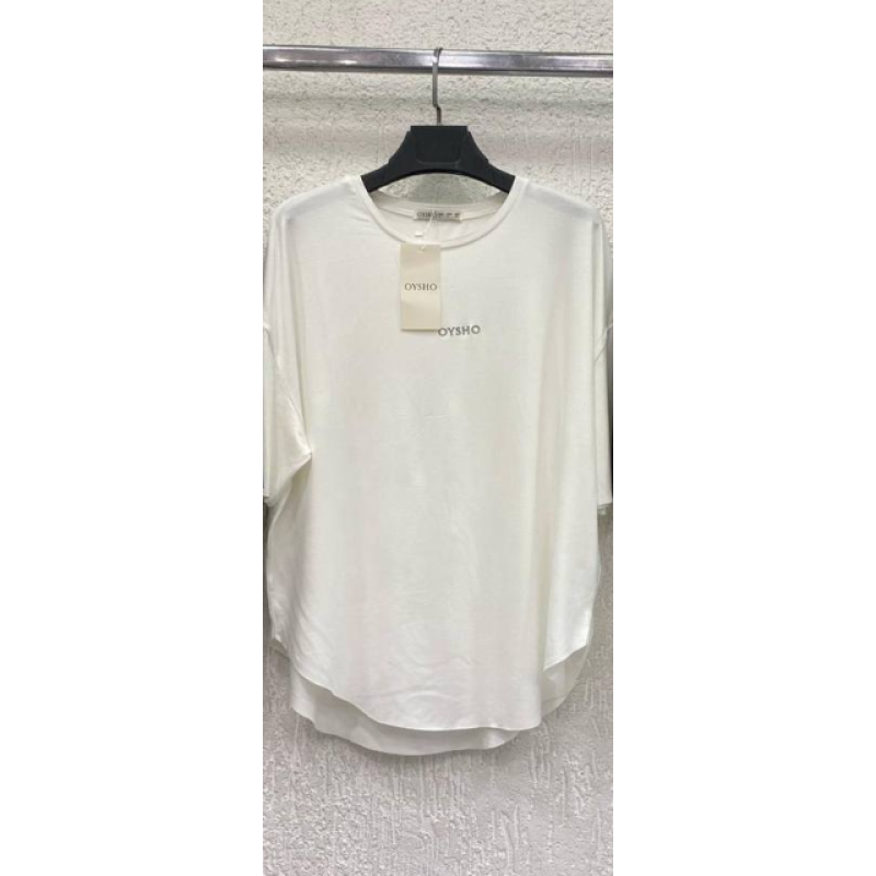 BİSİKLET YAKA ÜZERİ OYSHO YAZILI T-SHİRT- KREM