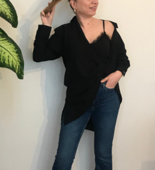 Atlet Detaylı Bluz Siyah