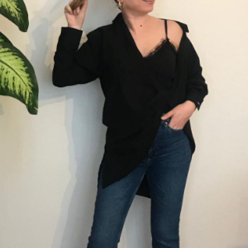 Atlet Detaylı Bluz Siyah