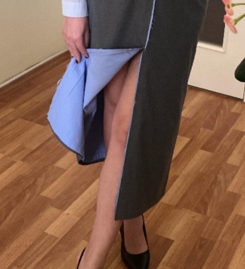 Garni Detaylı Önden Yırtmaçlı Midi Etek Gri