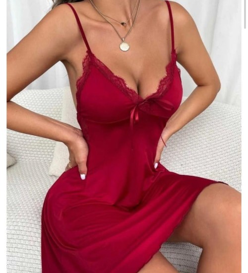 Bambu Dantel Detay Gecelik Bordo